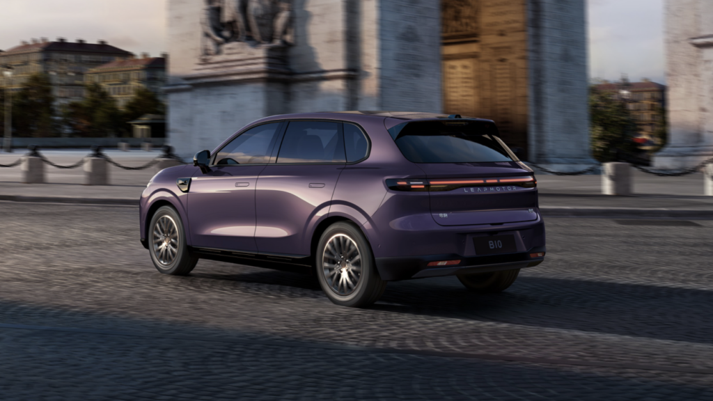 Amplitude-Auto-Leapmotor-B10