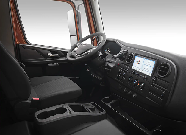 Amplitude-Auto-Ford-Trucks-F-Line-Construction