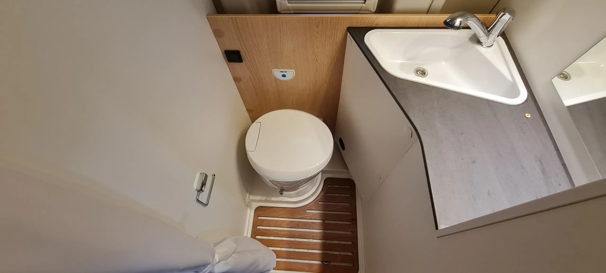 Image Sunligt Cliff 600 RT  